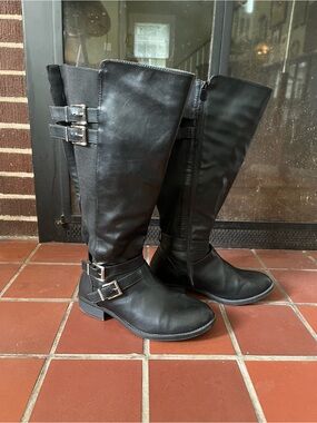 Torrid Black Moto Knee High Boots Extra Wide Calf  size 9.5 WW 21” Calf